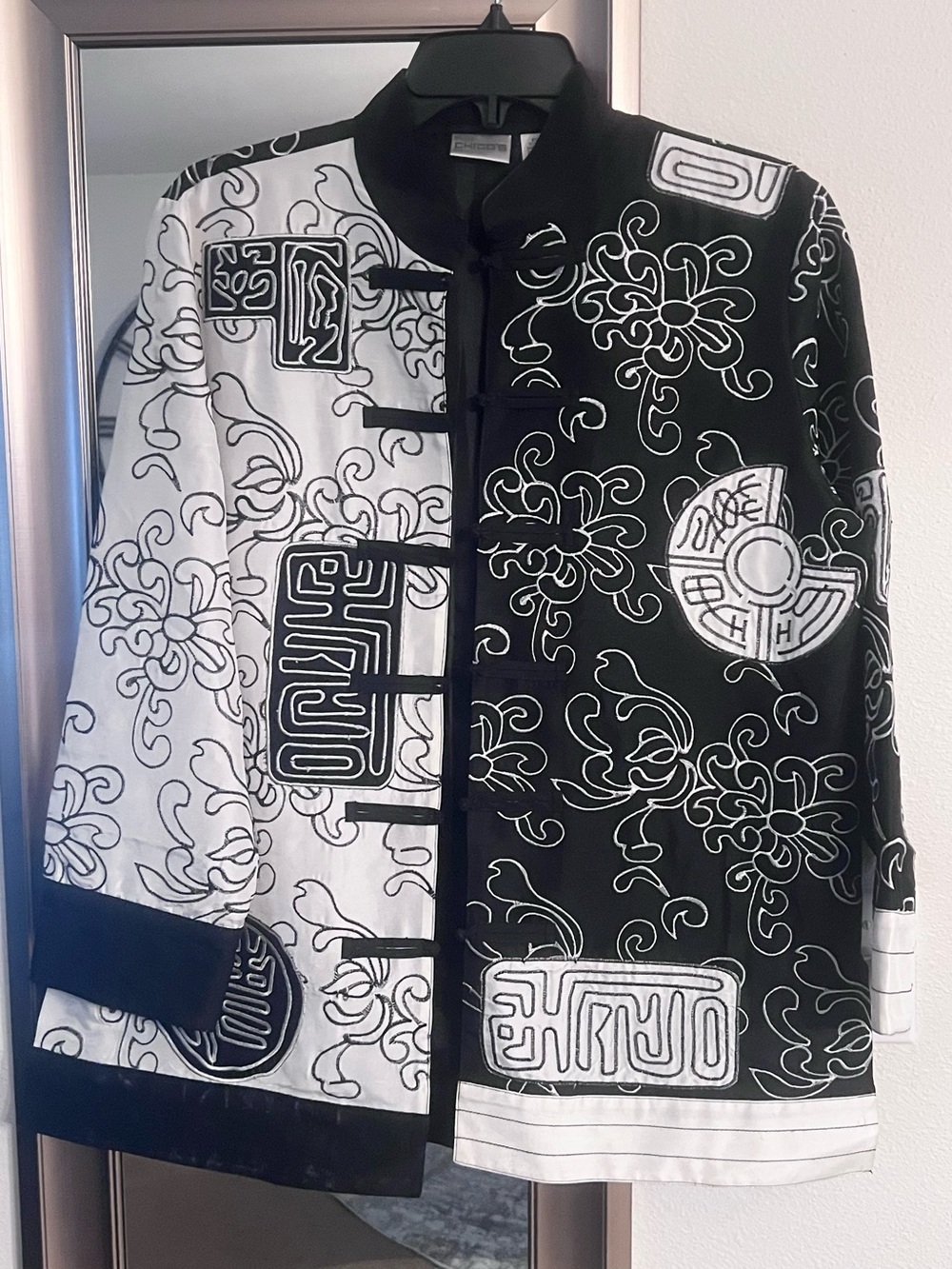 Chico's Black and White Embroidered Asian Mandarin-Style Jacket